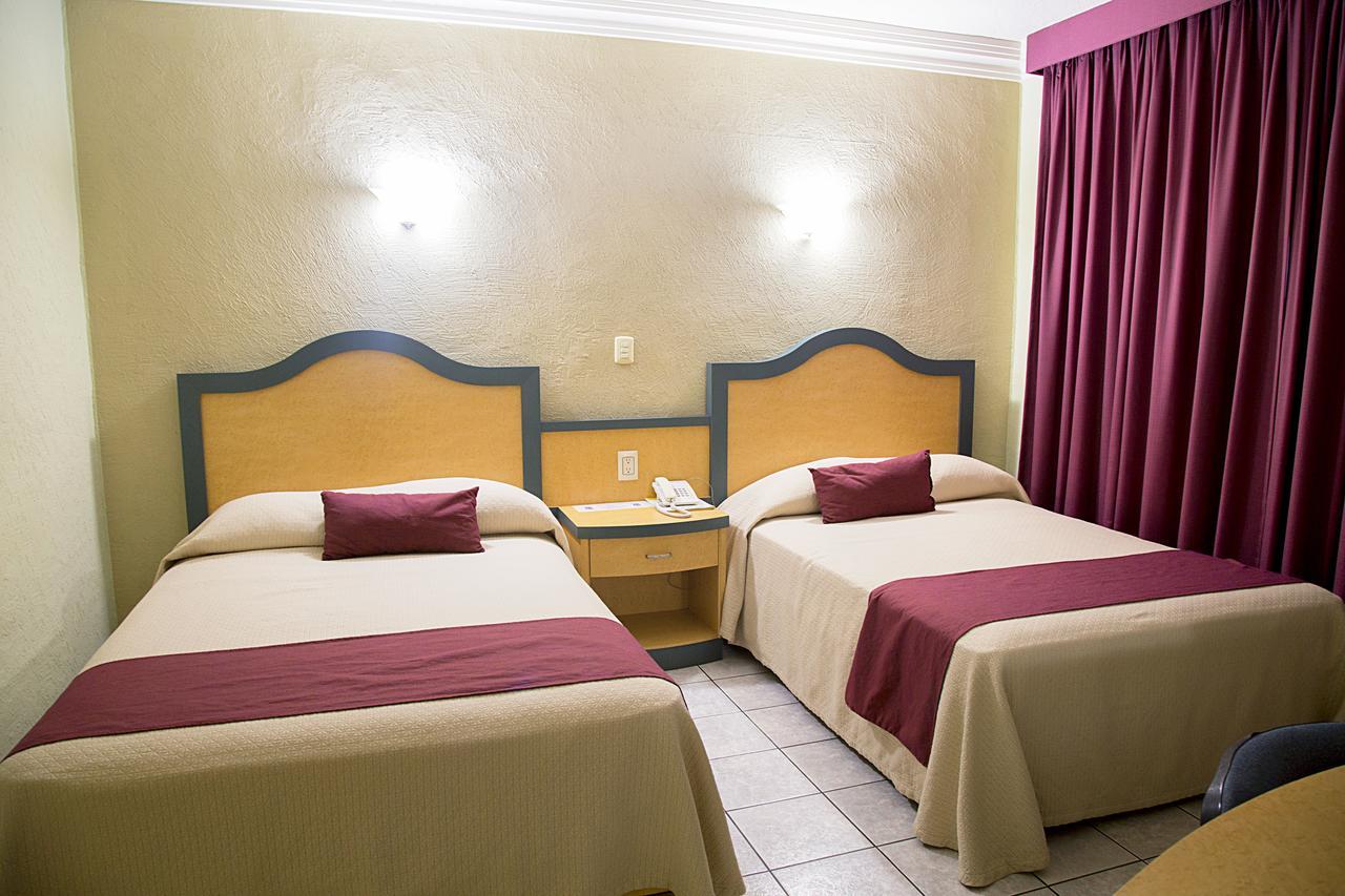 Hotel Madrid Minatitlán Eksteriør bilde
