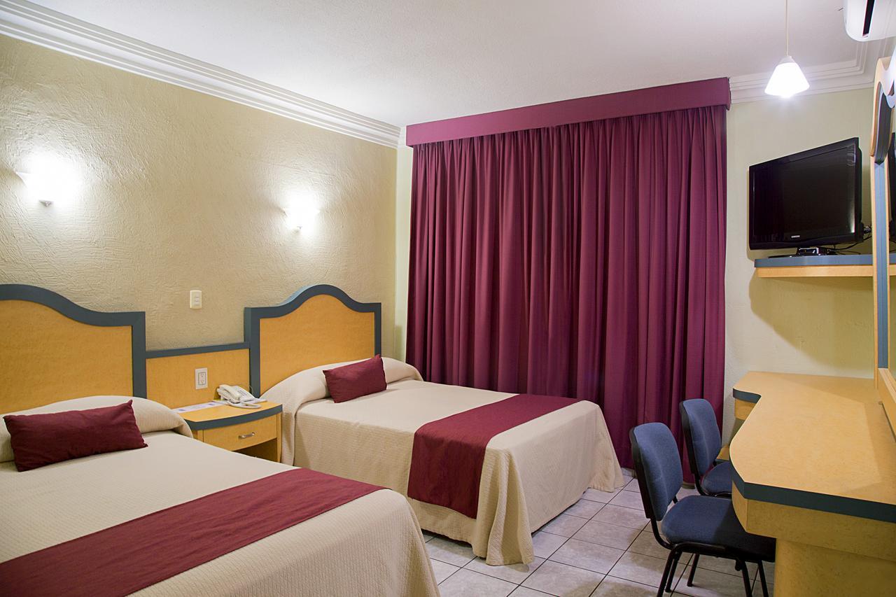 Hotel Madrid Minatitlán Eksteriør bilde