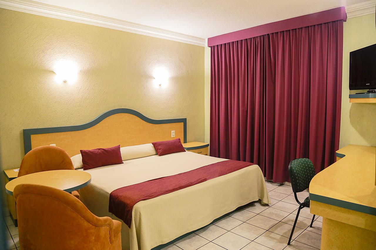 Hotel Madrid Minatitlán Eksteriør bilde