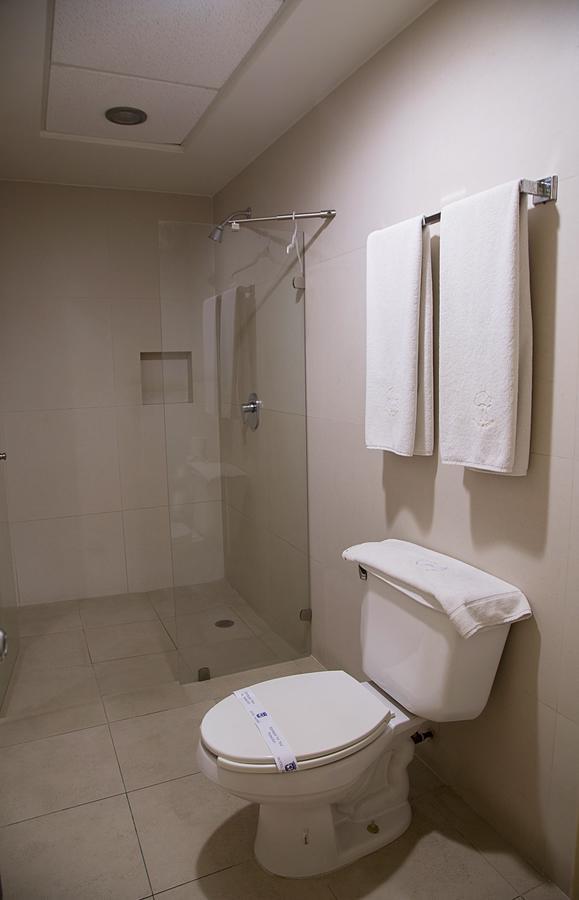 Hotel Madrid Minatitlán Eksteriør bilde